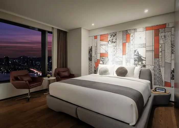 Novotel Ambassador Yongsan Hotel 5*