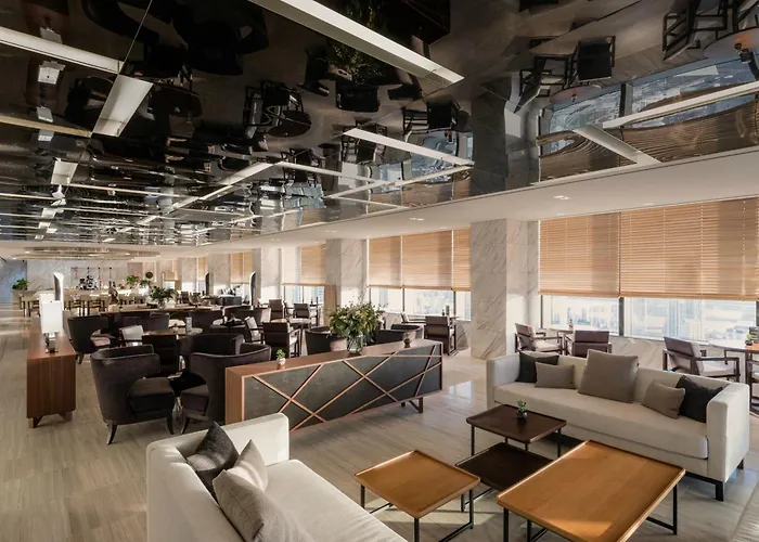 Novotel Ambassador Yongsan Hotel 5*