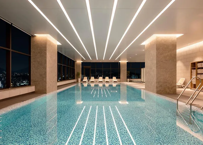 Novotel Ambassador Yongsan Hotel 5*