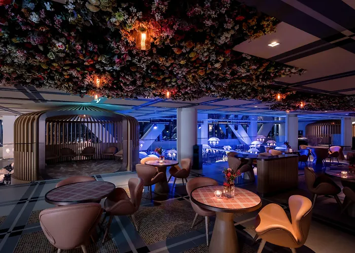 Hotel Novotel Ambassador Yongsan 5*
