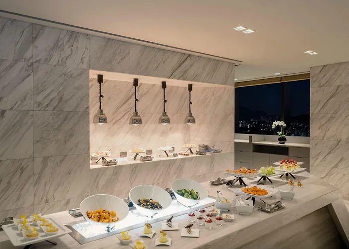 Novotel Ambassador Yongsan 5*