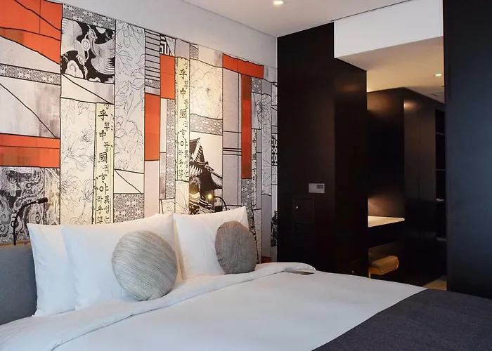 Novotel Ambassador Yongsan Hotel